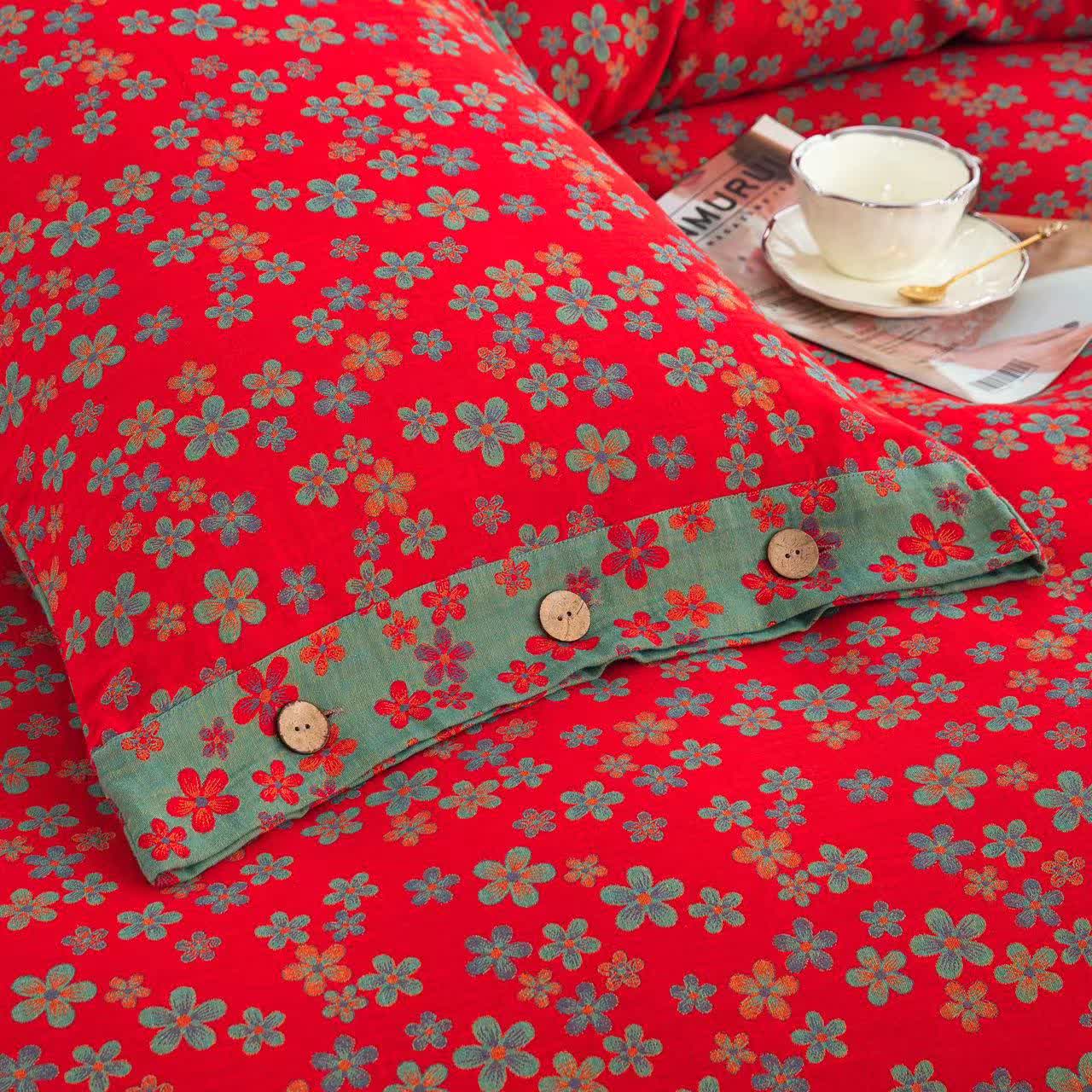Floral Button Cotton Gauze Bedding Set (4PCS)