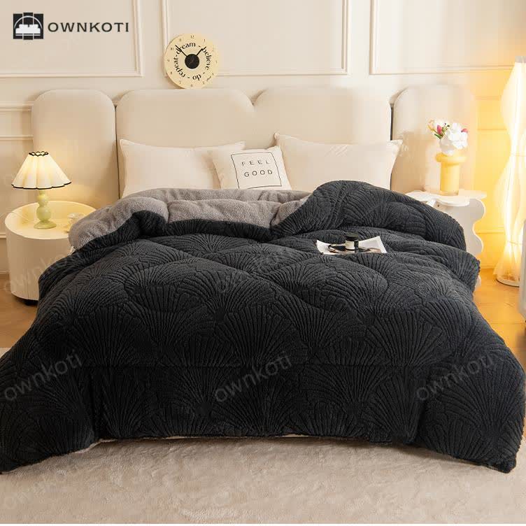 Sherpa Jacquard Ginkgo Leaf Blanket with Quilt Core