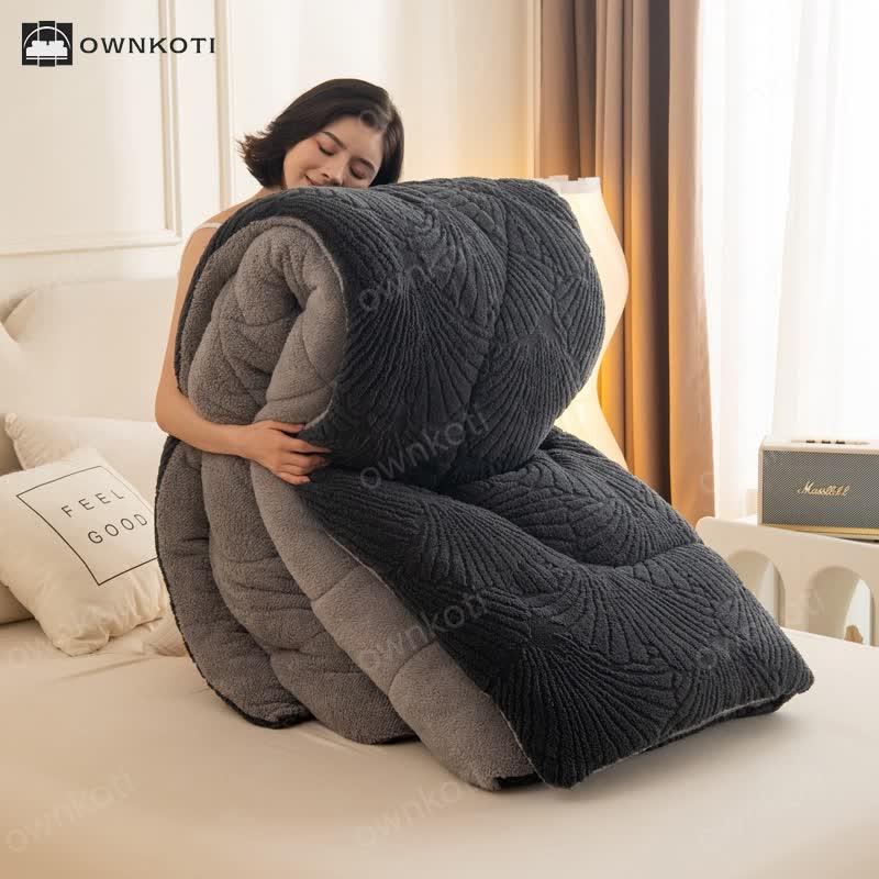 Sherpa Jacquard Ginkgo Leaf Blanket with Quilt Core