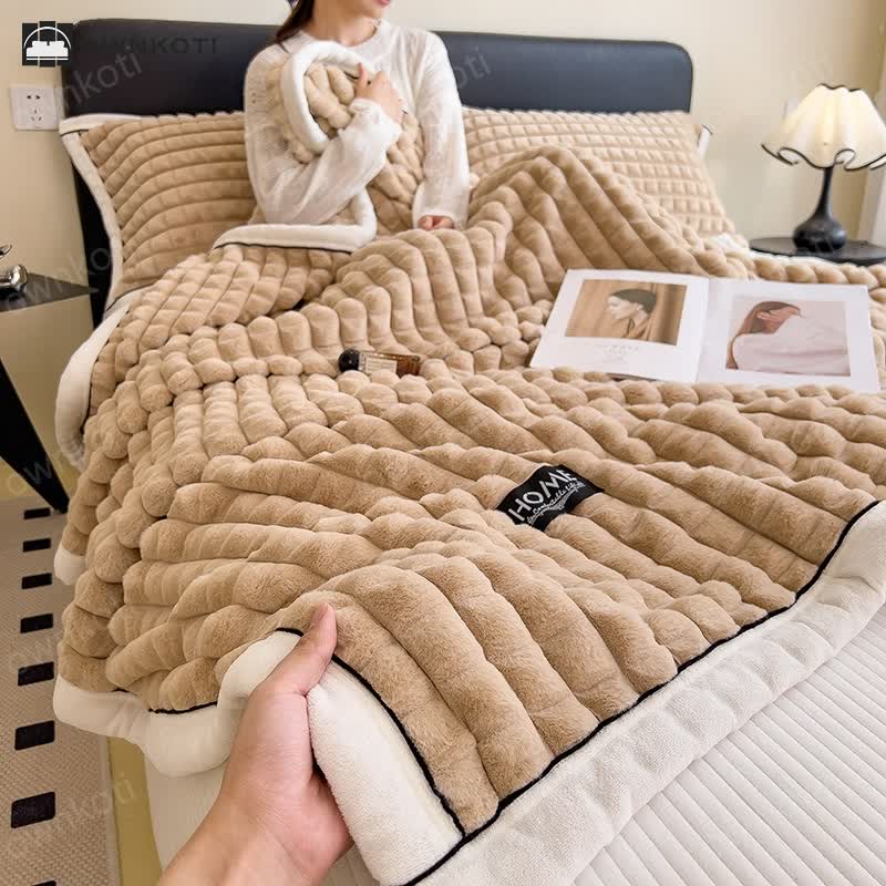 Plaid Texture Soft Fleece Throw Blanket
