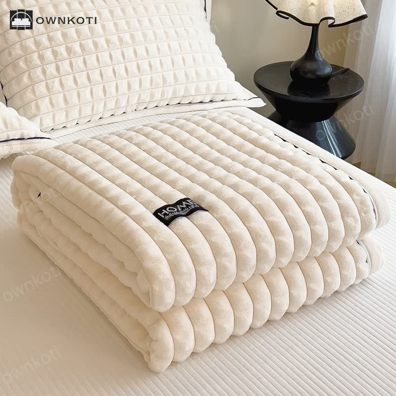 Plaid Texture Soft Fleece Throw Blanket