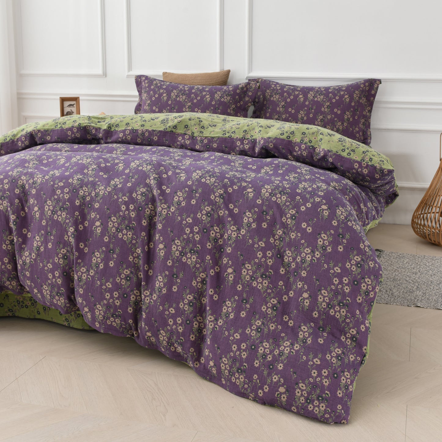 Cotton Gauze Floral Reversible Bedding Set (4PCS)