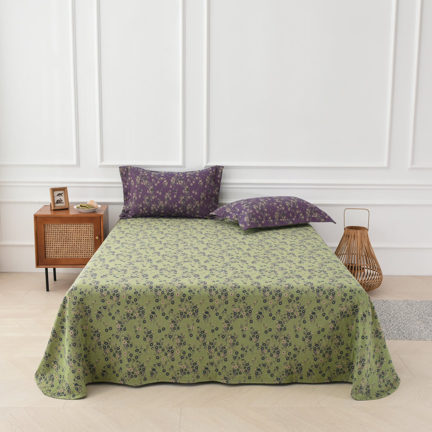 Cotton Gauze Floral Reversible Bedding Set (4PCS)