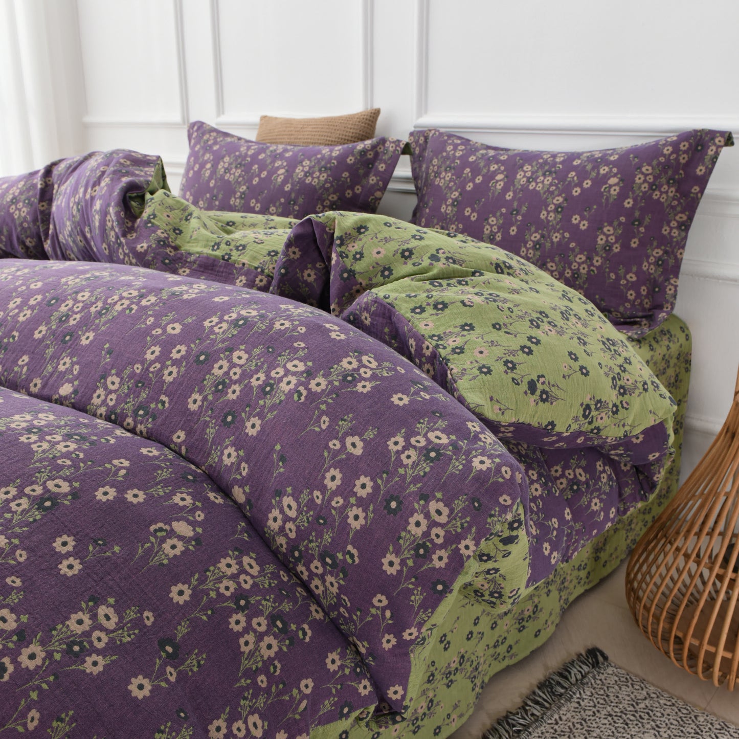 Cotton Gauze Floral Reversible Bedding Set (4PCS)