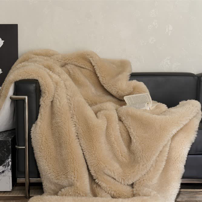 Solid Color Double-sided Fleece Blanket - image 5