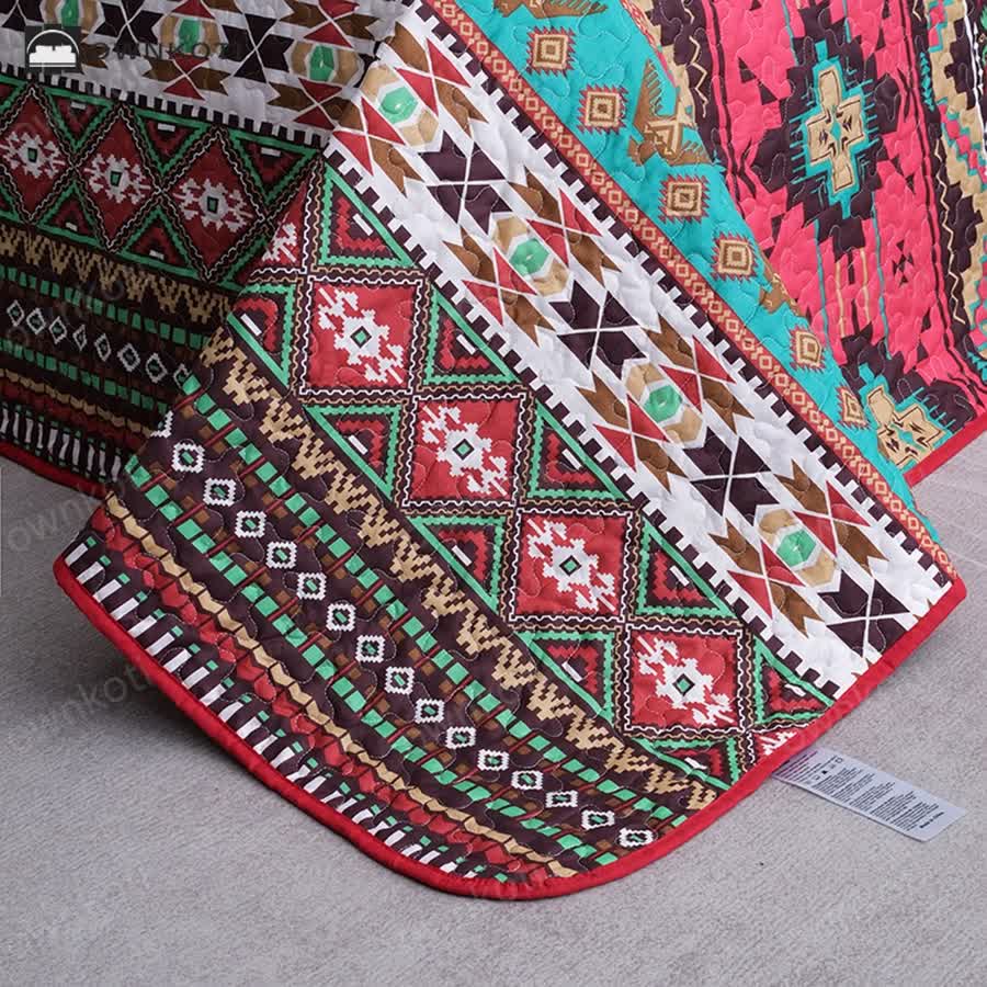 Bohemian Geometric Quilted Breathable Bedding Set(3PCS)