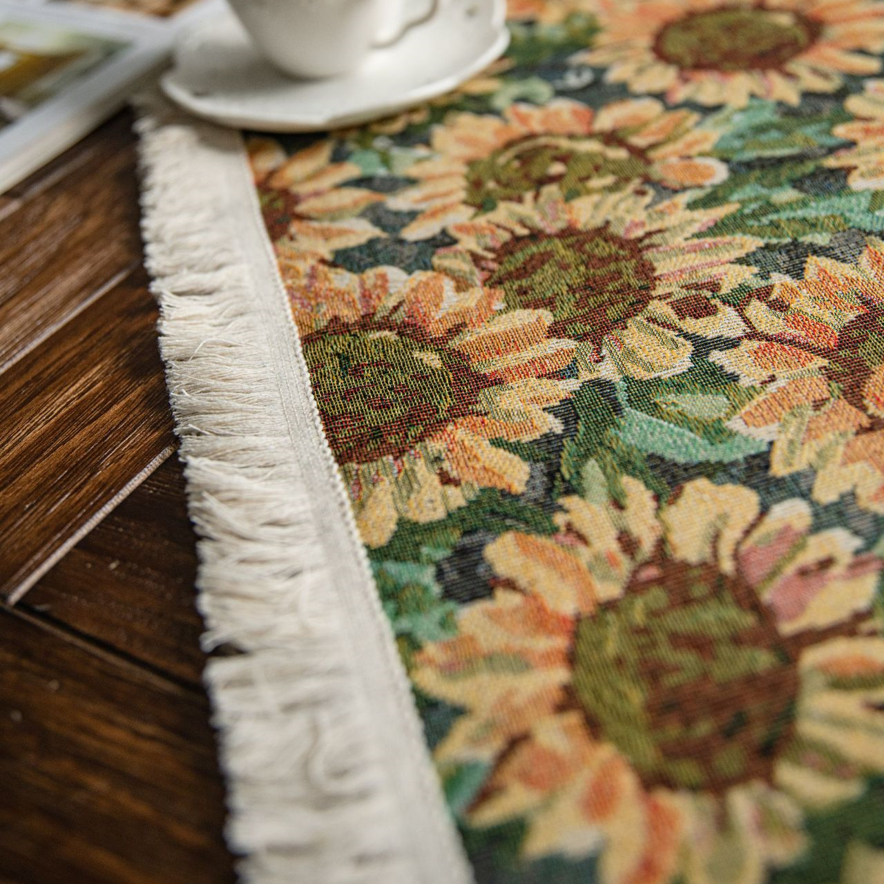 Jacquard Sunflower Vintage Table Runner