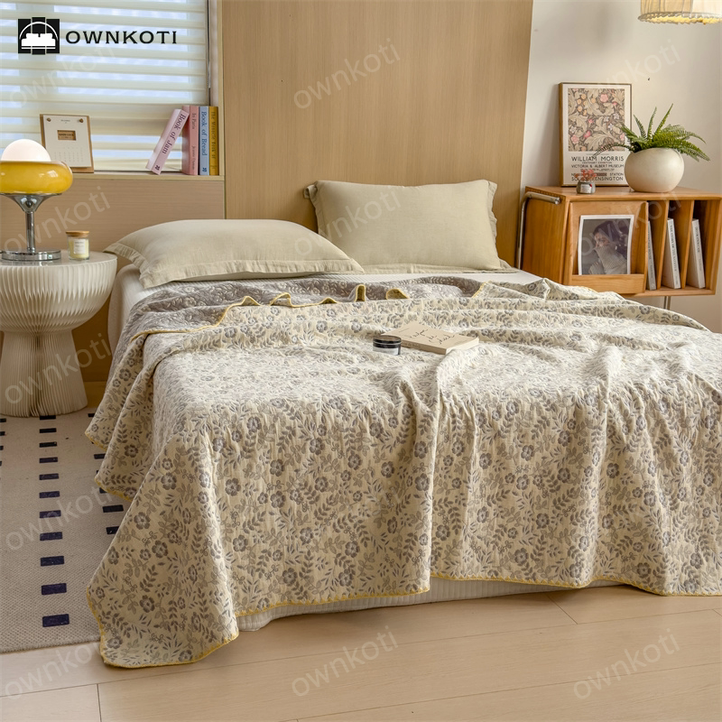 Refresh Floral Three Layers Cotton Gauze Quilt