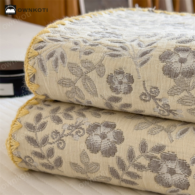 Refresh Floral Three Layers Cotton Gauze Quilt