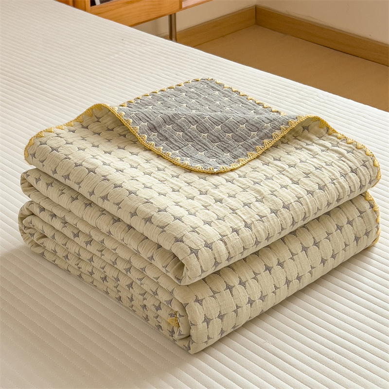 Breathable Three Layers Cotton Gauze Quilt