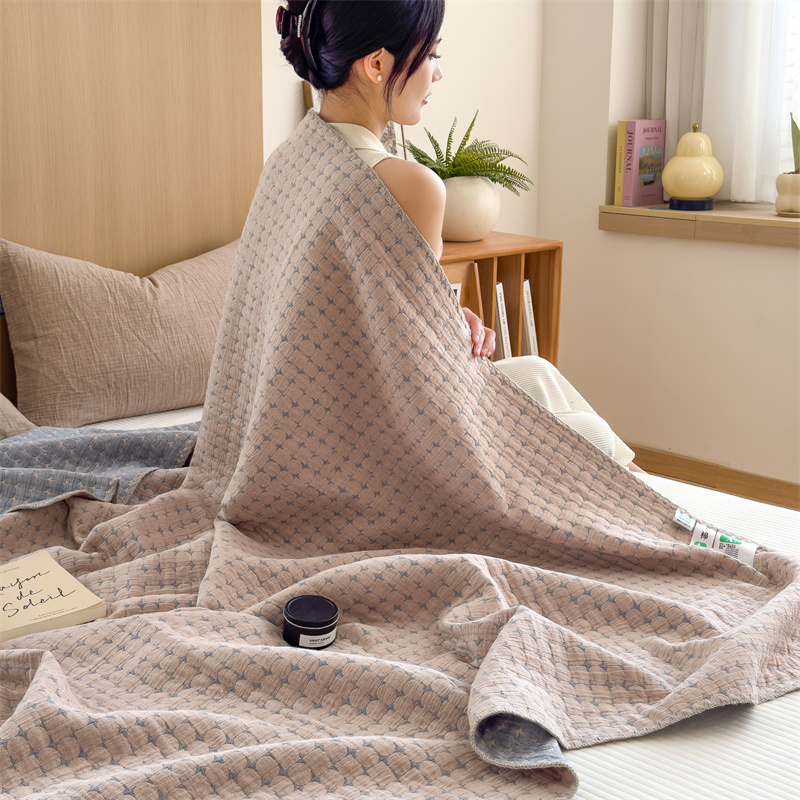 Breathable Three Layers Cotton Gauze Quilt
