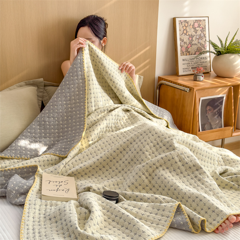 Breathable Three Layers Cotton Gauze Quilt