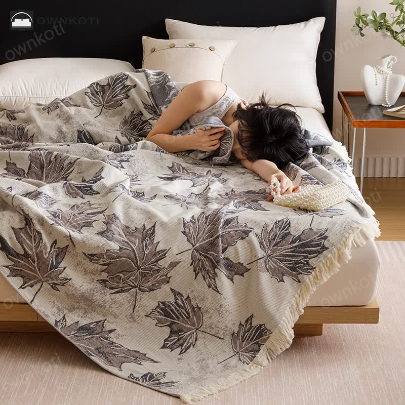 Cotton Gauze Tassel Maple Leaf Quilt