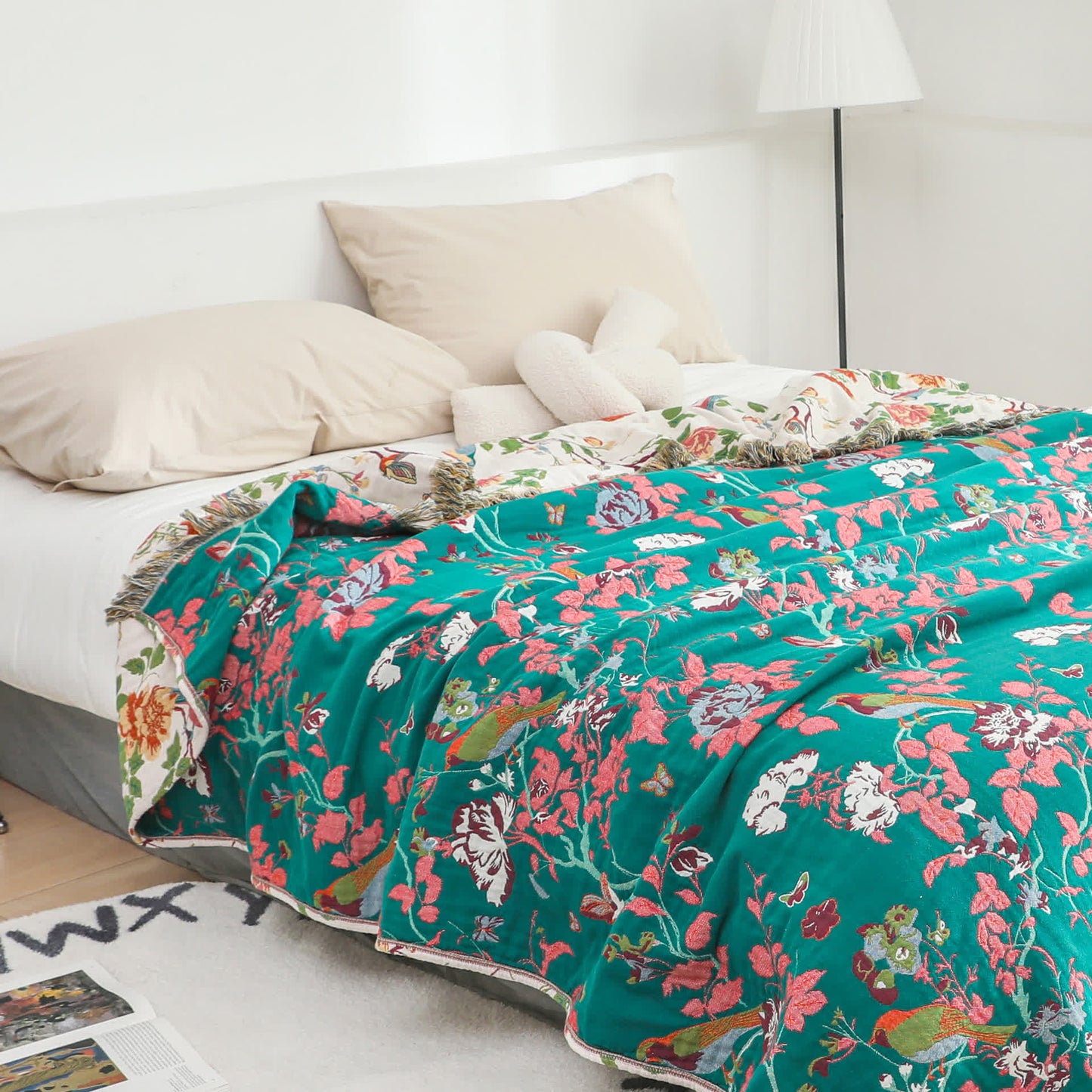 Cotton Gauze Peony Bird Reversible Sofa Blanket