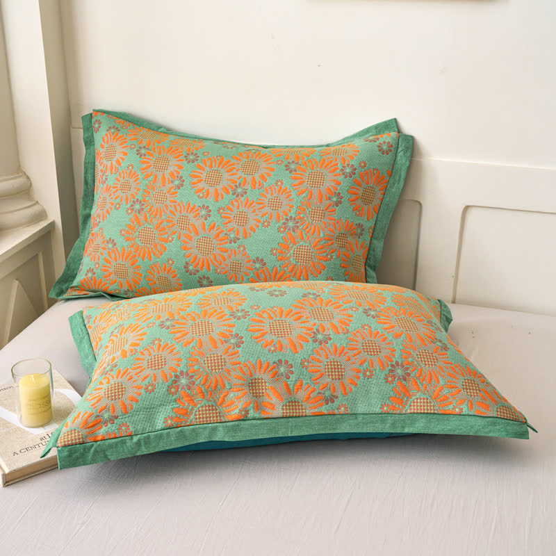 Reversible Yarn-dyed Daisy Cotton Gauze Quilt