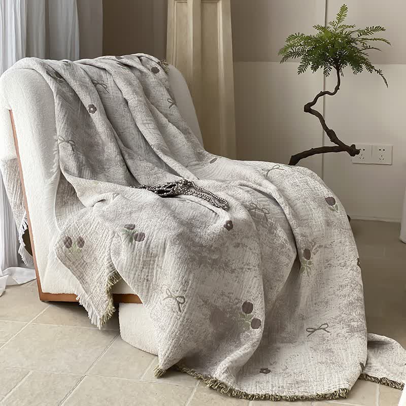 Yarn-dyed Reversible Cotton Gauze Tassel Quilt