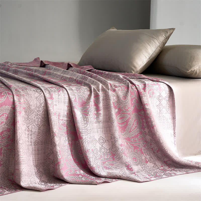 Jacquard Paisley Lyocell Fiber Breathable Soft Quilt