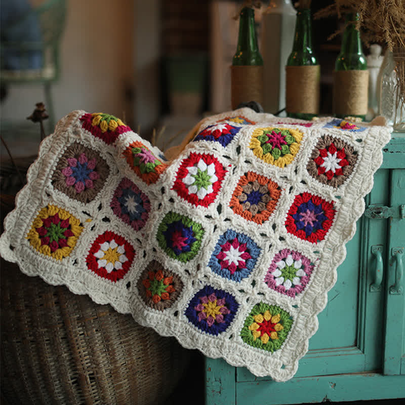 Hand-woven Crocheted Daisy Border Blanket