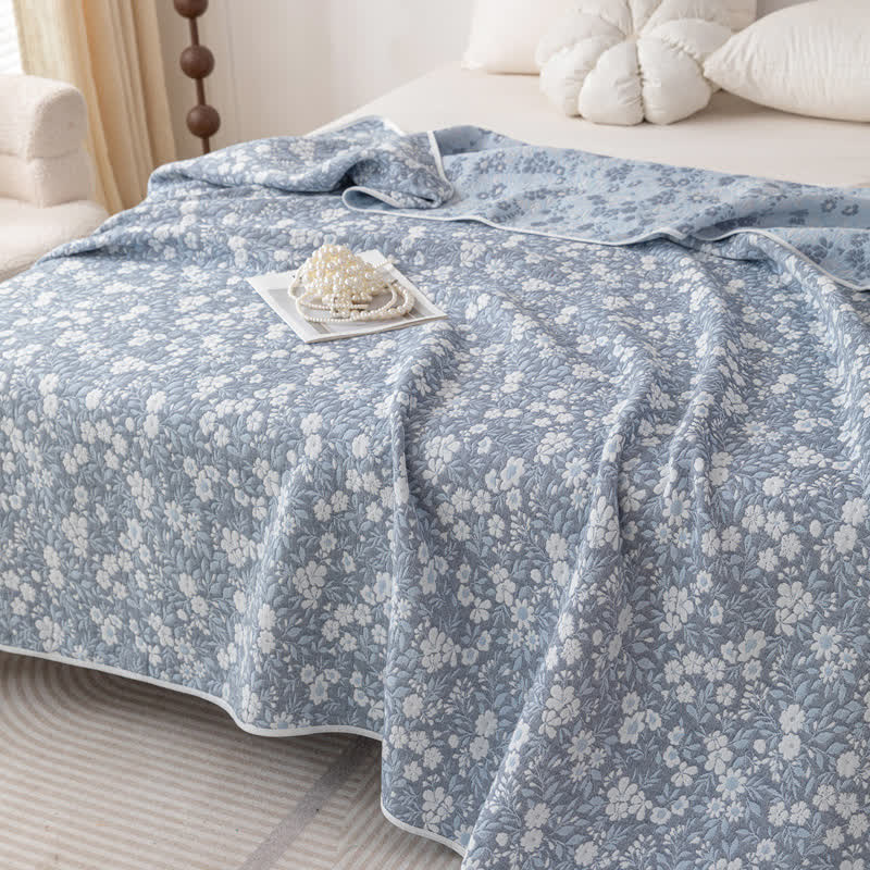 Cotton Gauze Floral Jacquard Reversible Quilt - image 2