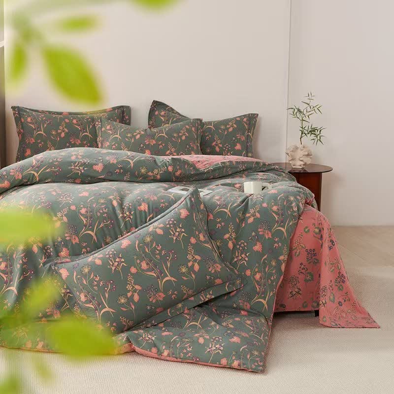 Elegant Floral Cotton Reversible Bedding Set(4PCS)