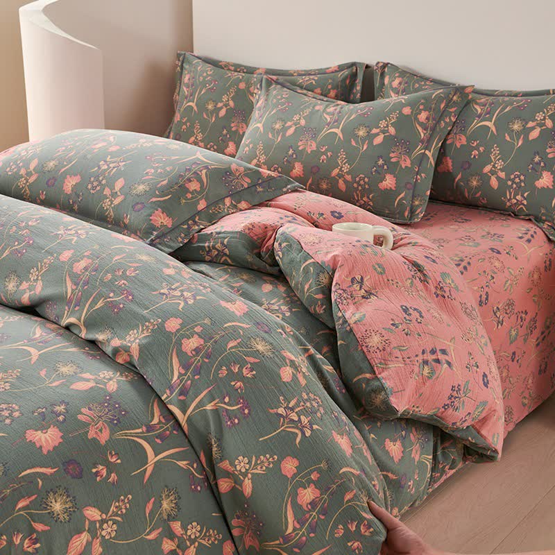 Elegant Floral Cotton Reversible Bedding Set(4PCS)