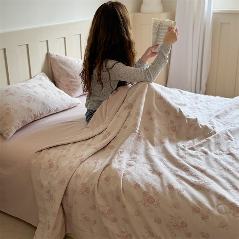 Elegant Rose Cotton Yarn-dyed Jacquard Summer Quilt