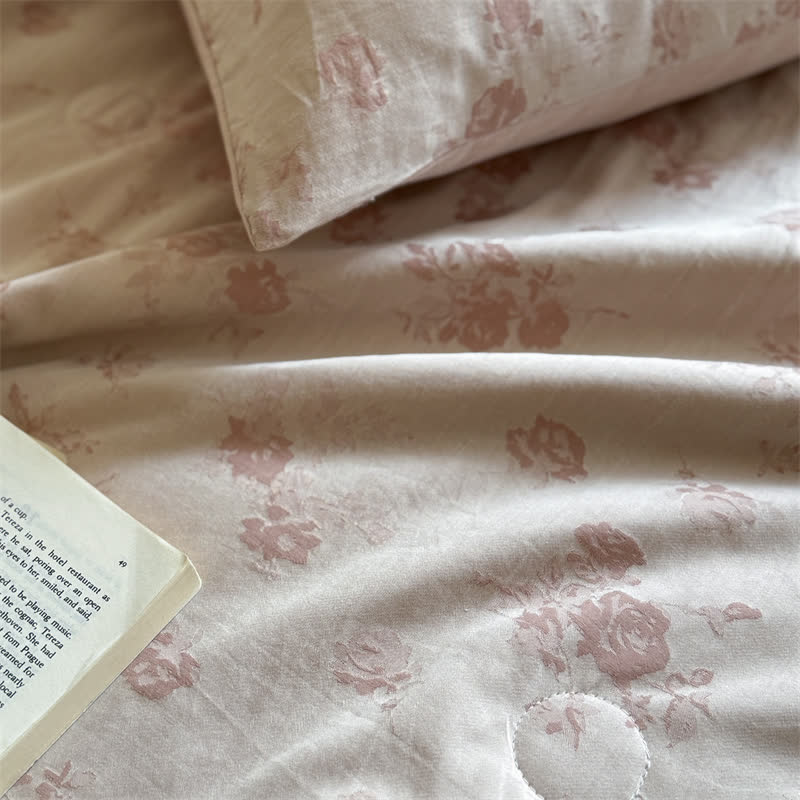 Elegant Rose Cotton Yarn-dyed Jacquard Summer Quilt