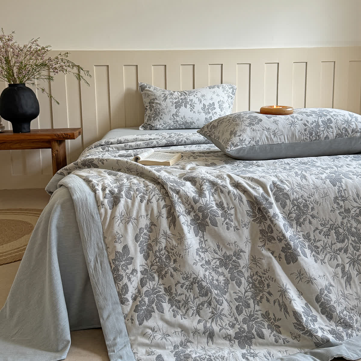 Elegant Plant Cotton Yarn-dyed Jacquard Summer Quilt