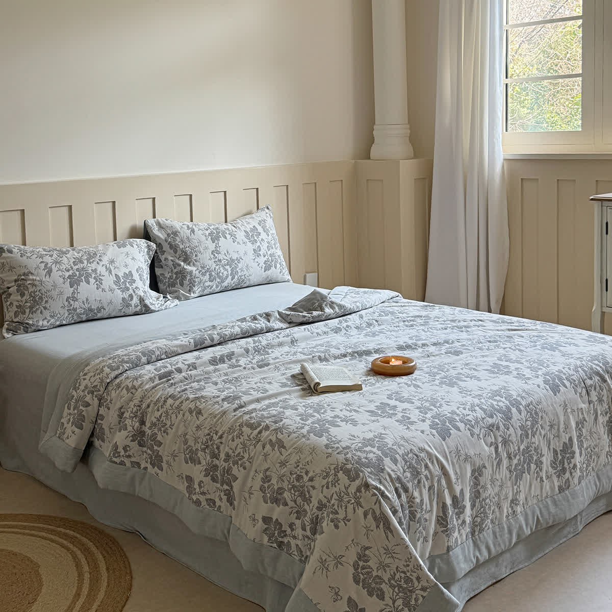 Elegant Plant Cotton Yarn-dyed Jacquard Summer Quilt