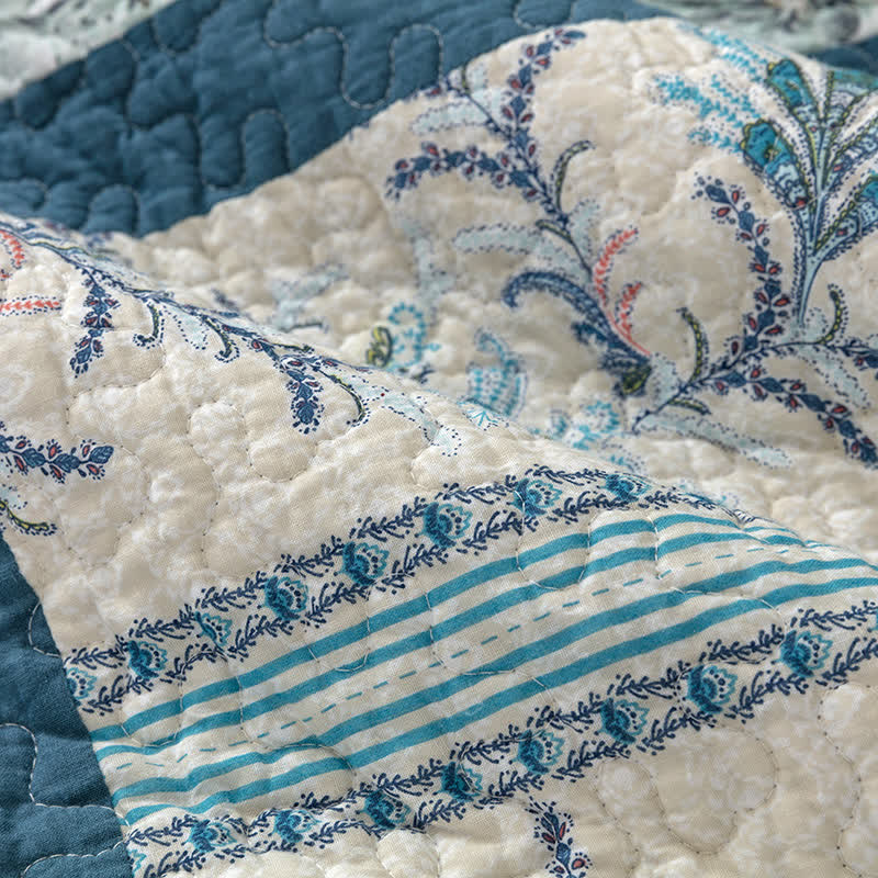 Plaid Botanical Print Cotton Patchwork Quilt