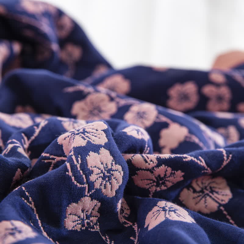 Pastoral Floral Cotton Gauze Jacquard Reversible Quilt
