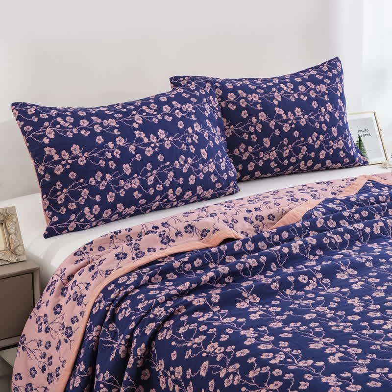 Pastoral Floral Cotton Gauze Jacquard Reversible Quilt