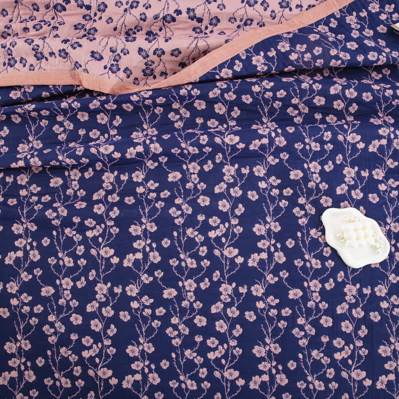 Pastoral Floral Cotton Gauze Jacquard Reversible Quilt