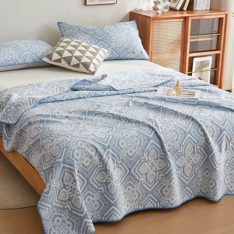 Elegant Floral Cotton Double Layer Gauze Reversible Quilt