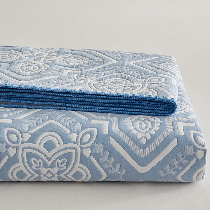 Elegant Floral Cotton Double Layer Gauze Reversible Quilt