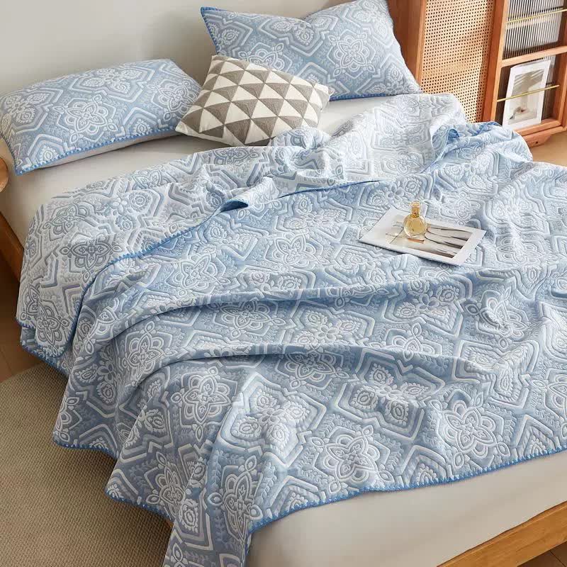Elegant Floral Cotton Double Layer Gauze Reversible Quilt