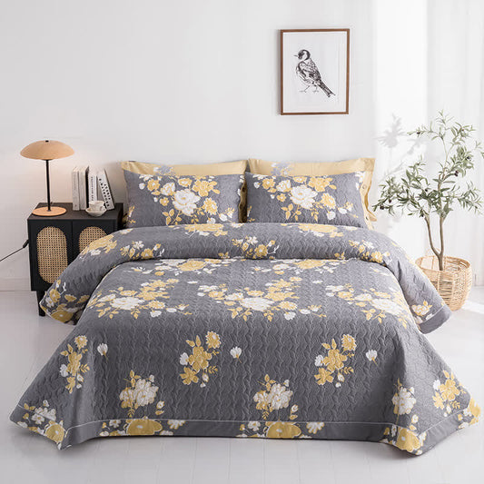 Luxurious Floral Print Cotton Quilt