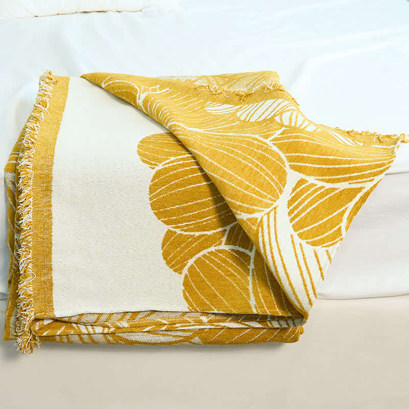 Daisy Jacquard Chenille Blanket with Tassels