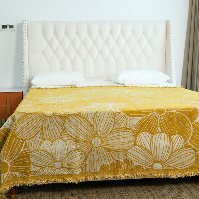 Daisy Jacquard Chenille Blanket with Tassels