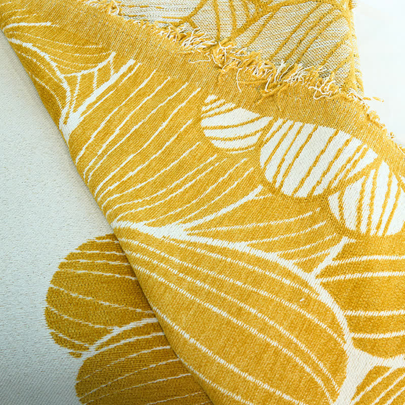 Daisy Jacquard Chenille Blanket with Tassels