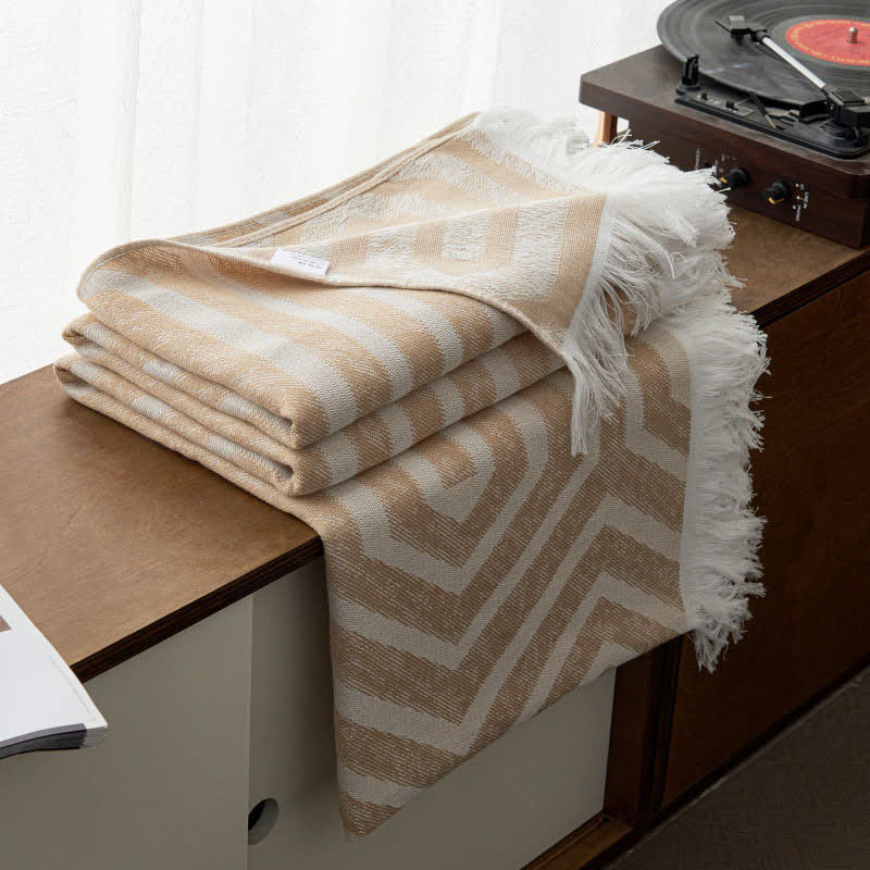 Plaid Jacquard Reversible Cotton Tassel Quilt - Camel - Queen - image 10
