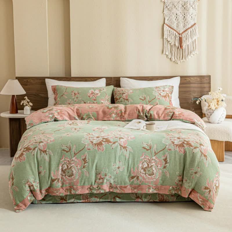 Reversible Floral Cotton Gauze Button Bedding Set (4PCS) - Green&Pink - King - image 14