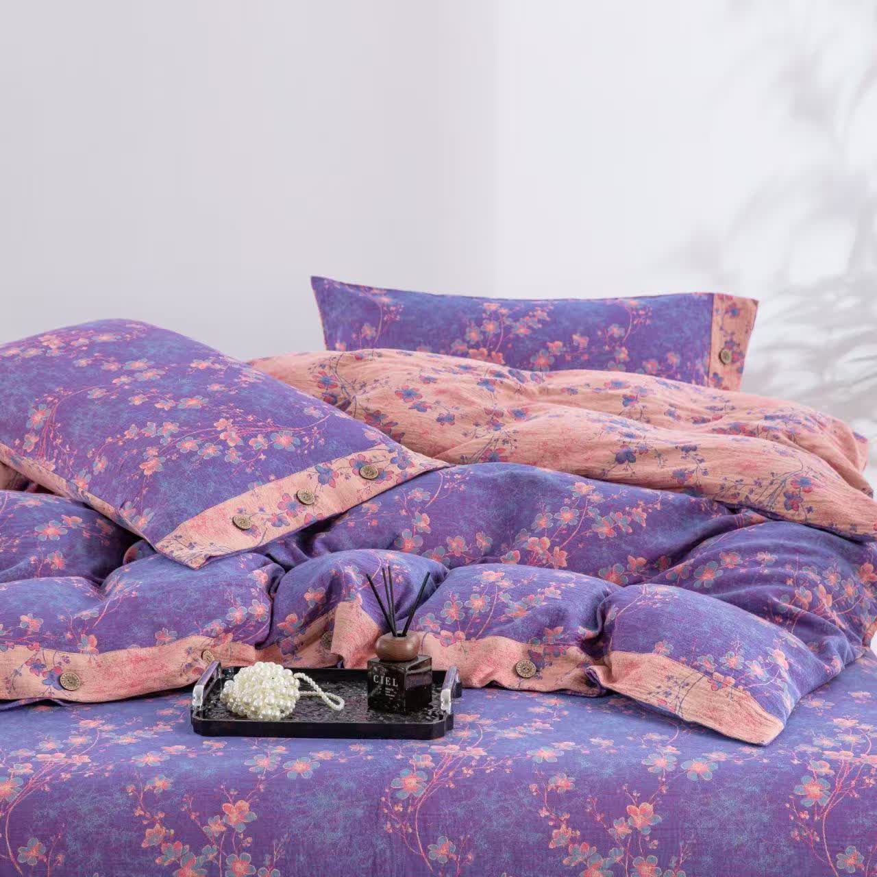 Floral Cotton Gauze Reversible Bedding Set(4pcs) - image 3