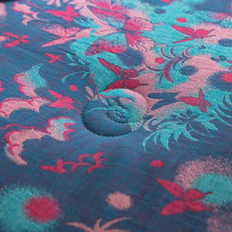 Artistic Butterfly Cotton Gauze Jacquard Quilt - image 5