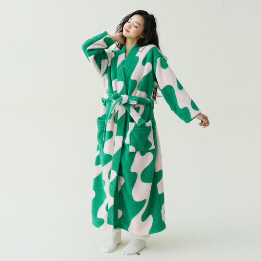 Colorblock Wave Pattern Plush Robe - Green  & White - XL - image 0
