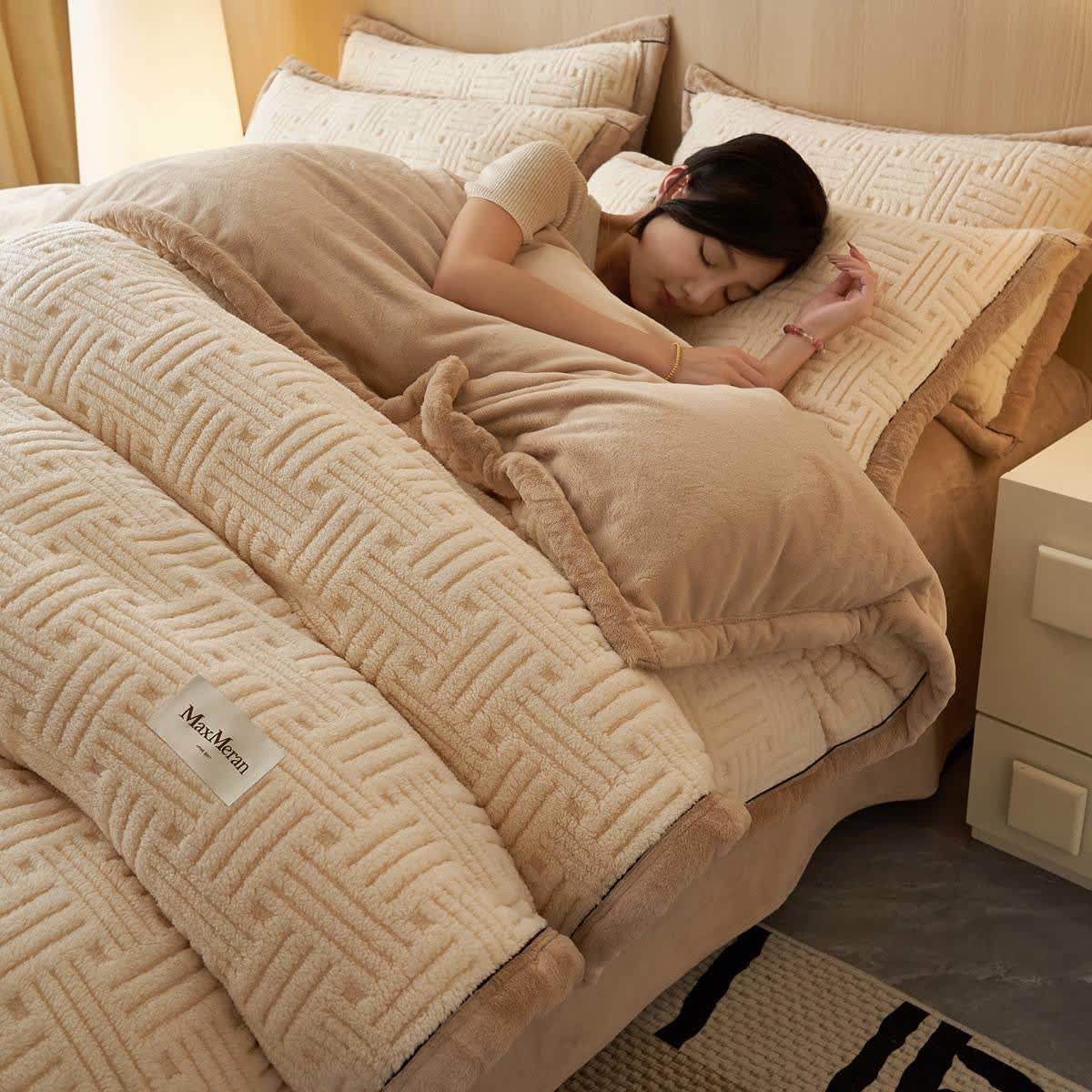 Stripe Knot Textured Plush Bedding Set - Light Coffee - Bedding Set (4PCS) - Queen - image 11