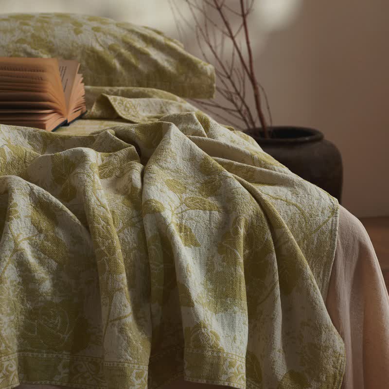 Artistic Vintage Rose Cotton Gauze Quilt - image 11