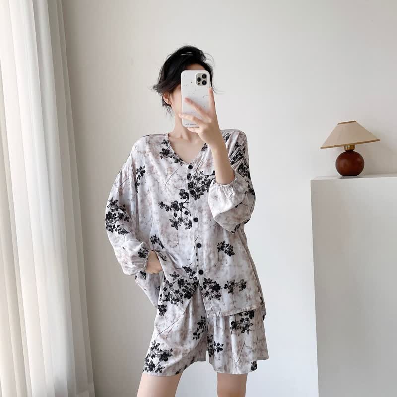 Retro Floral Button Front Women's Pajamas - image 2
