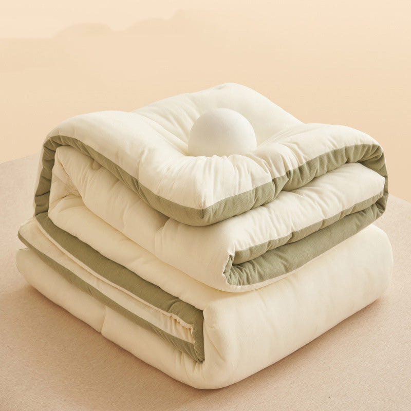 Simple Style Warm Fluffy Comforter