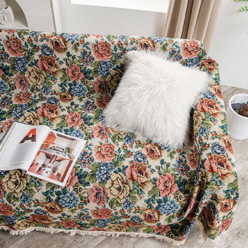 Countryside Rose Print Tassel Sofa Protector